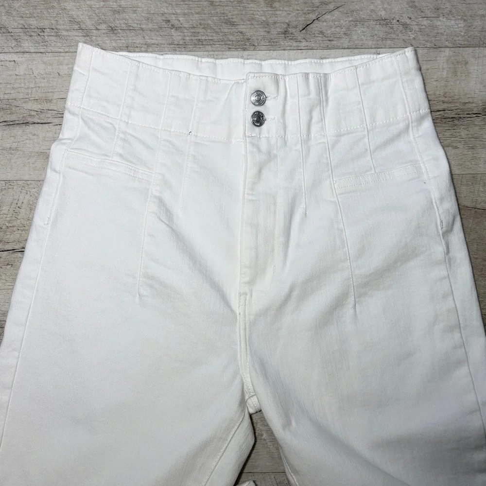 We The Free Snowy White Flare Jeans Size 31 - Picture 3 of 12